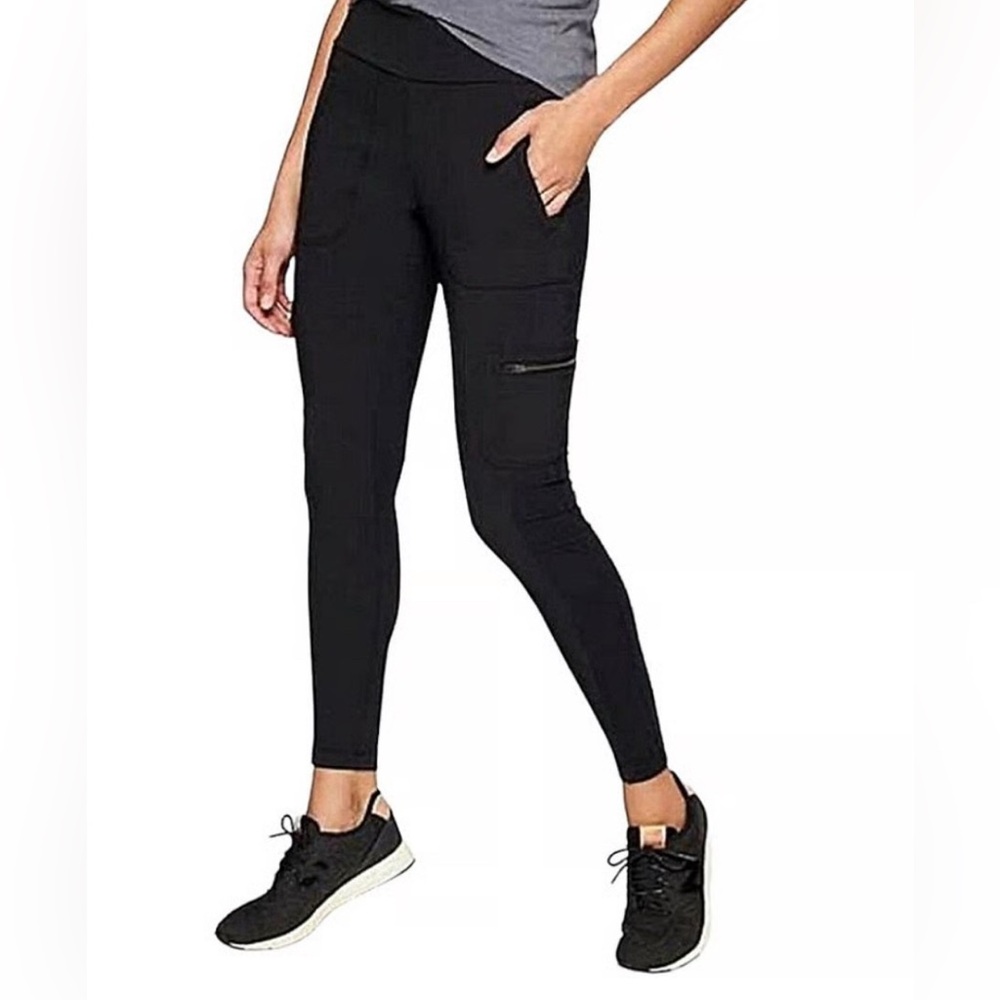 Athleta Headlands Hybrid Cargo II Tights in black